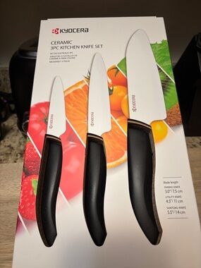 3-Piece Ceramic Kitchen Knife Set - Black Handles